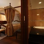 Borgo Don Chisciotte 4* מודיקה