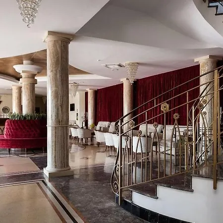 Отель Borgo Don Chisciotte 4*