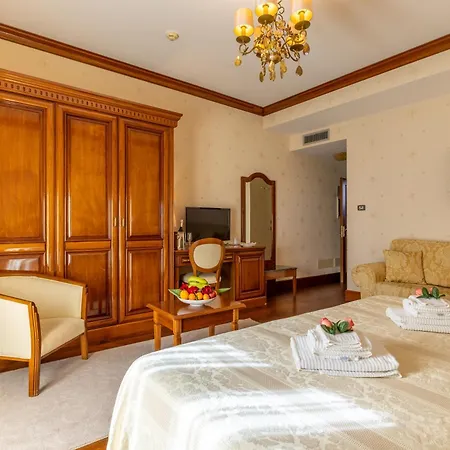 Borgo Don Chisciotte 4* Modica