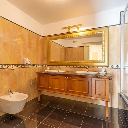 Borgo Don Chisciotte Otel 4*