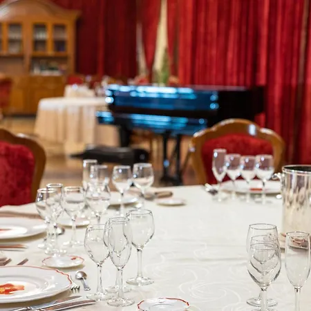 Отель Borgo Don Chisciotte 4*