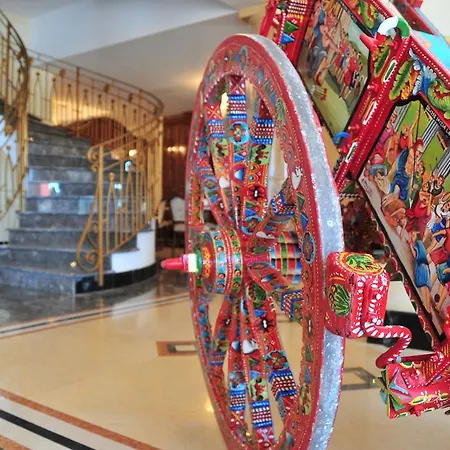 Hotel Borgo Don Chisciotte 4*