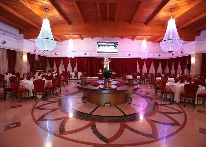 博尔戈唐堂吉诃德酒店 4*