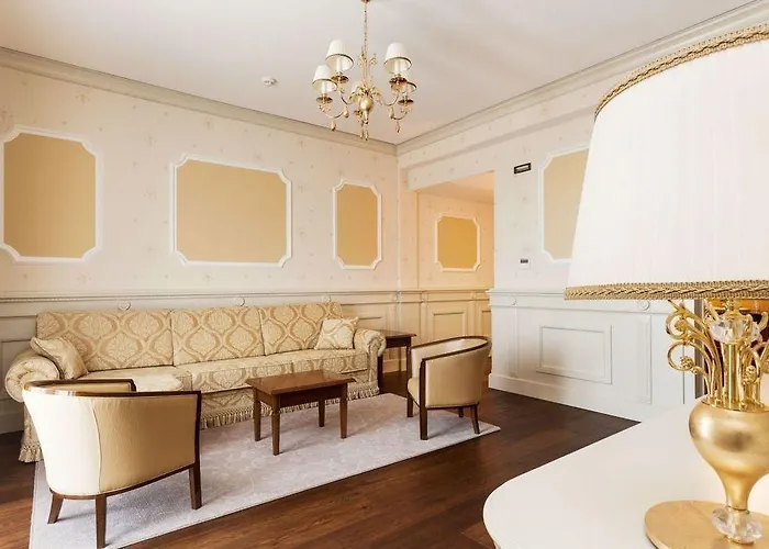 博尔戈唐堂吉诃德酒店