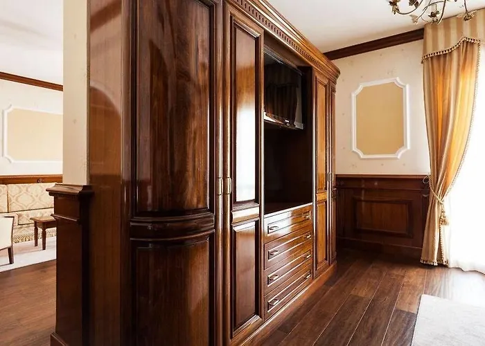 博尔戈唐堂吉诃德酒店