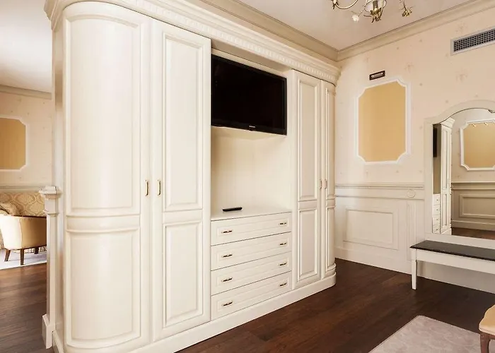 博尔戈唐堂吉诃德酒店