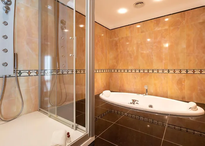 博尔戈唐堂吉诃德酒店